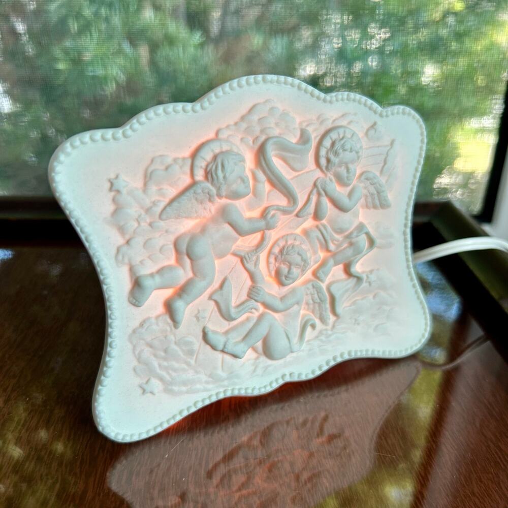 Vintage Playful Cherubs Night Light Ceramic Bisque Lamp Taiwan